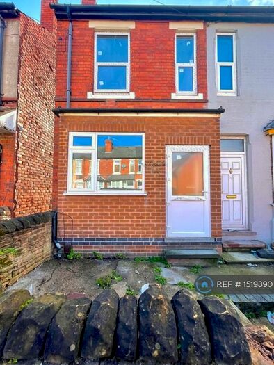 3 Bedroom Semi-Detached House To Rent In Nottingham, Nottingham, NG6