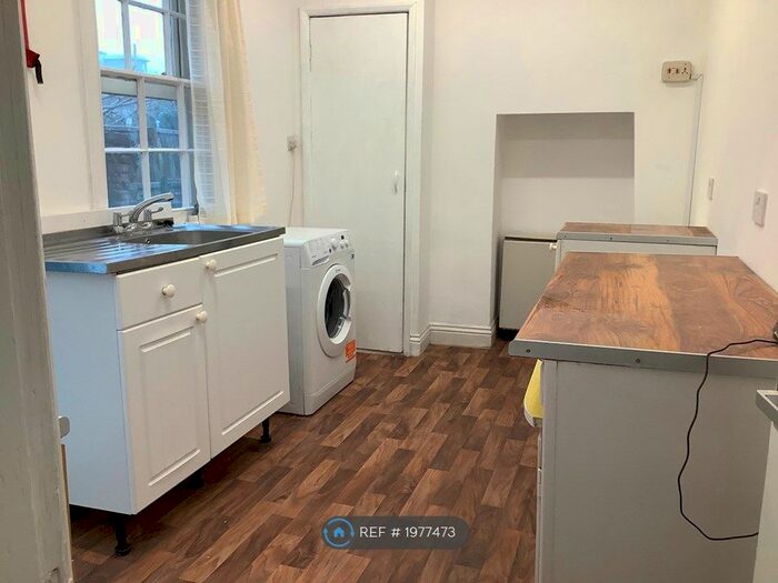 1 Bedroom Flat To Rent In Malvern Road, Cheltenham, GL50