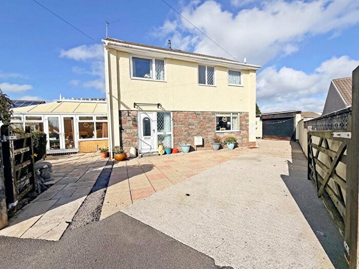 3 Bedroom Detached House For Sale In Heol Y Coed, Beddau, Pontypridd, Rhondda Cynon Taff., CF38