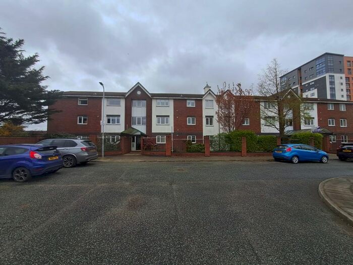 2 Bedroom Flat To Rent In Bromyard Close, Bootle, L20