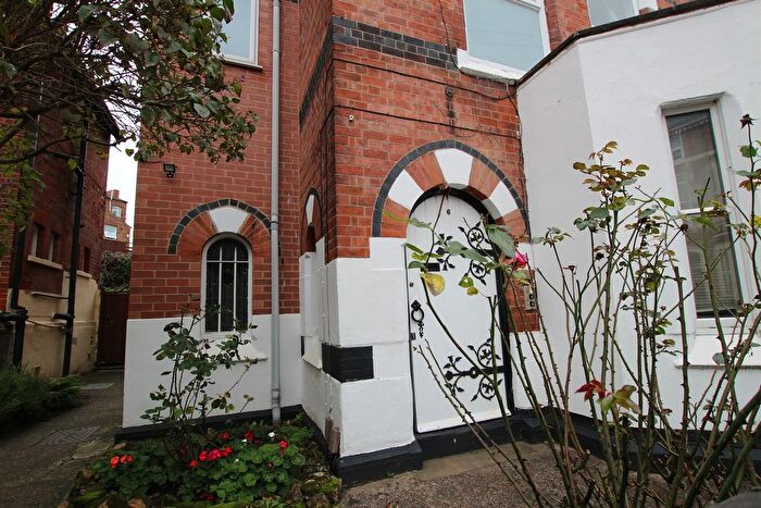 1 Bedroom Flat To Rent In Arthur Street, Nottingham, NG7