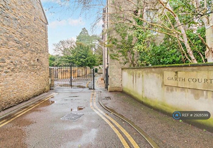 2 Bedroom Flat To Rent In London Road, Bicester, OX26