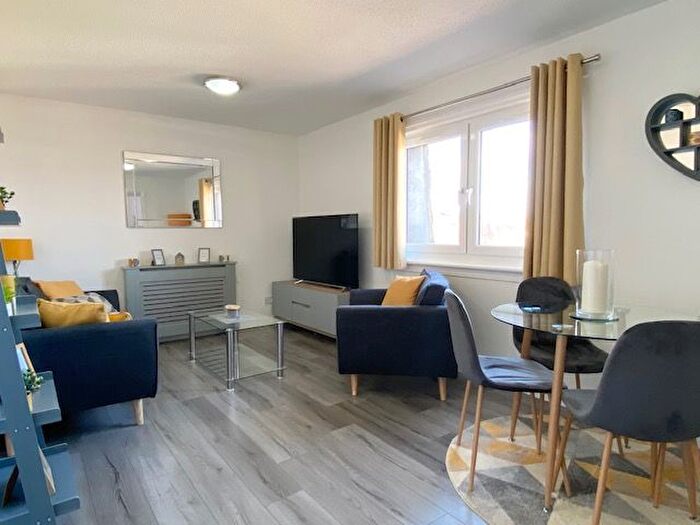 2 Bedroom Flat To Rent In Clydesdale Road, Bellshill, ML4