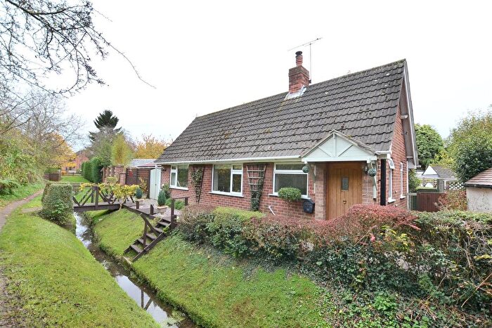 1 Bedroom Detached Bungalow For Sale In Chapel Lane, Burton-On-The-Wolds, Loughborough, LE12