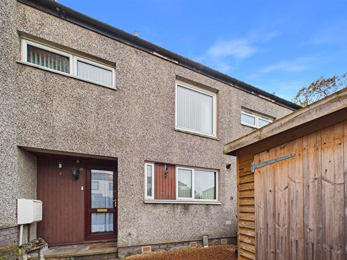 3 Bedroom Terraced House For Sale In Potterhill Gardens, Perth, PH2