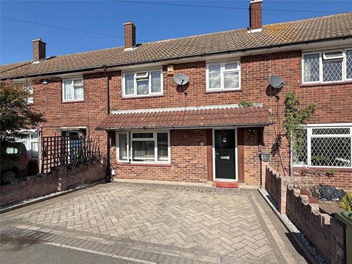 3 Bedroom Terraced House For Sale In St. Michaels Road, Chadwell St Mary, Grays, Essex, RM16