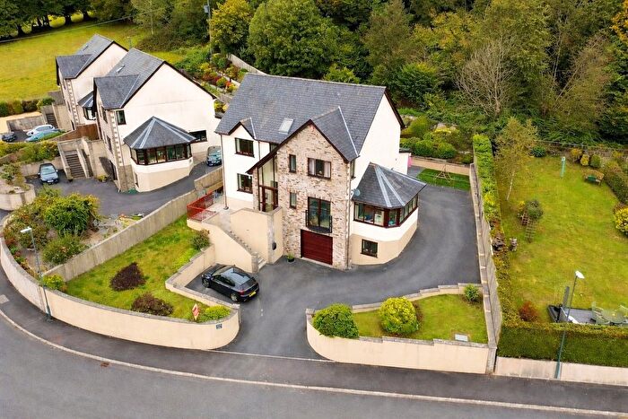 4 Bedroom Detached House For Sale In Forest Road, Lampeter, SA48