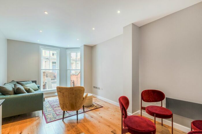 2 Bedroom Flat To Rent In Earls Court Road, London, SW5