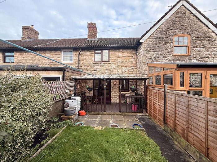 2 Bedroom Terraced House For Sale In Wells Square, Westfield, BA3