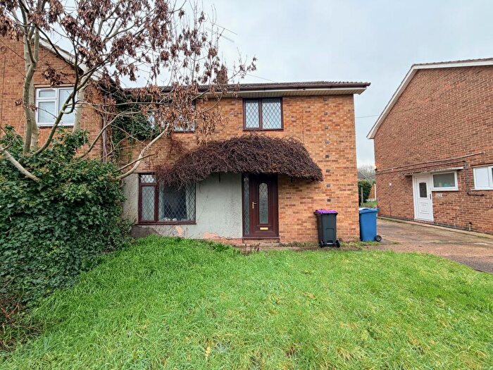 3 Bedroom Semi Detached House For Sale In Crosshill, Cotgrave, Nottingham, NG12