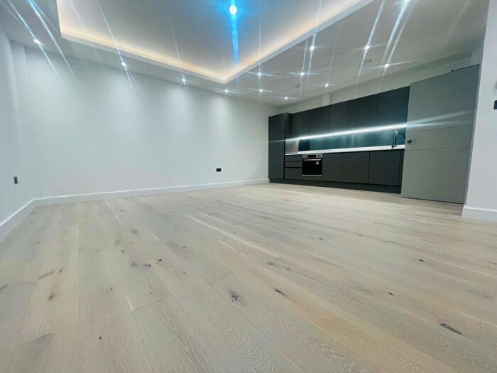 2 Bedroom Apartment To Rent In Stonehills, Welwyn Garden City, AL8