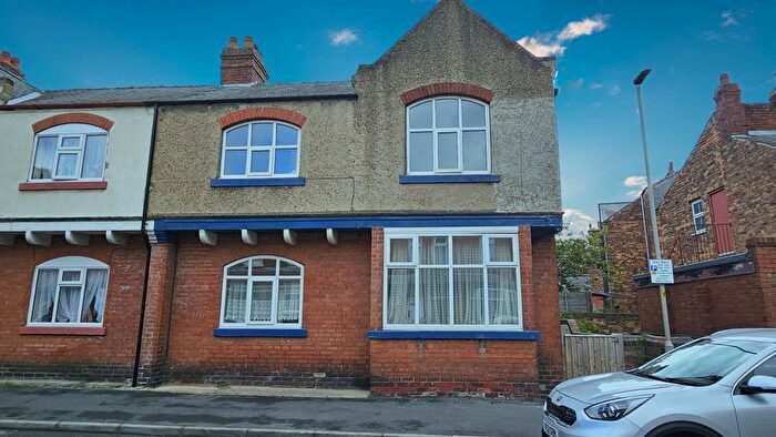 3 Bedroom Semi-Detached House To Rent In Moorland Road, Scarborough, YO12