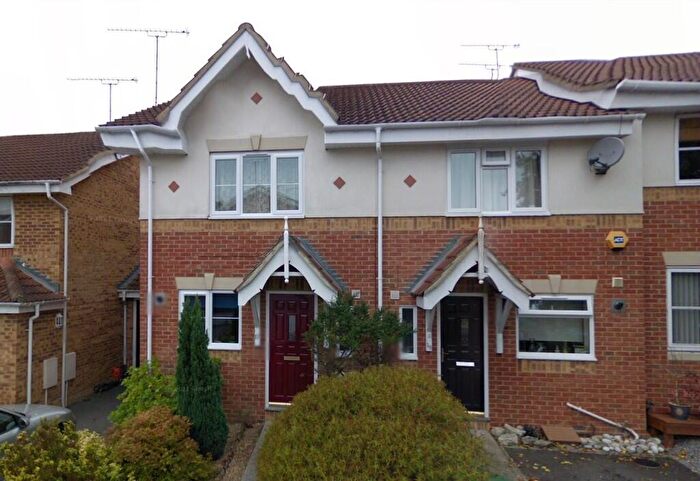 2 Bedroom Semi-Detached House To Rent In Jex-blake Close, Southampton, SO16
