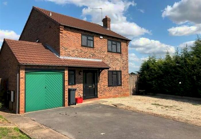 5 Bedroom Detached House To Rent In The Seekings, Leamington Spa, CV31