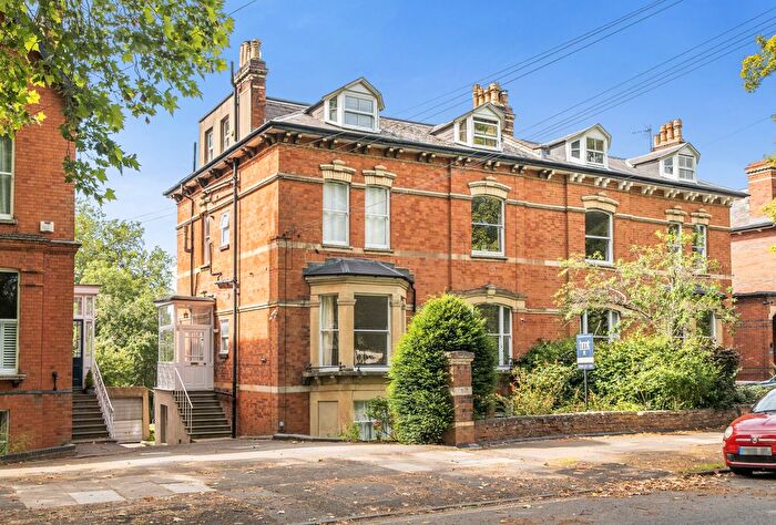 1 Bedroom Flat For Sale In Christchurch Road, Cheltenham, Gloucestershire, GL50