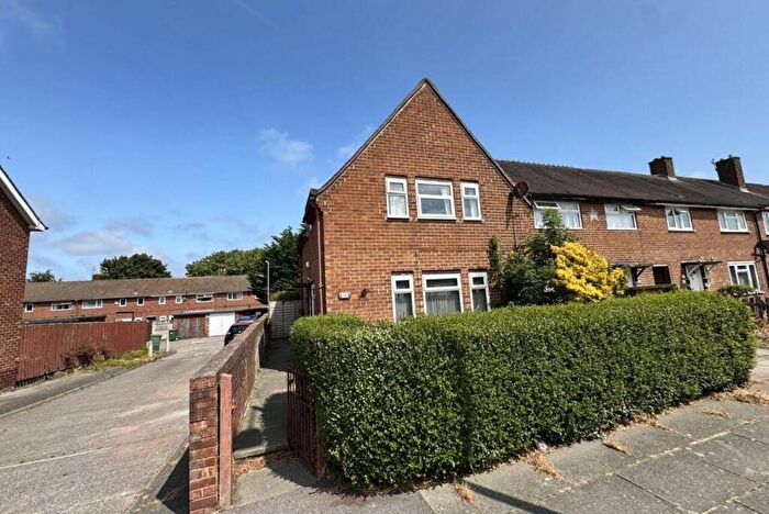 3 Bedroom End Of Terrace House For Sale In Pemberton Road, Woodchurch, CH49