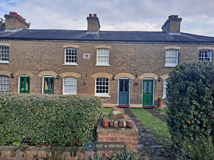 2 Bedroom Terraced House To Rent In Sandringham Gardens, Ilford, IG6