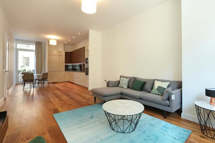 2 Bedroom Flat To Rent In Cloud Street Sugar House Island, E15