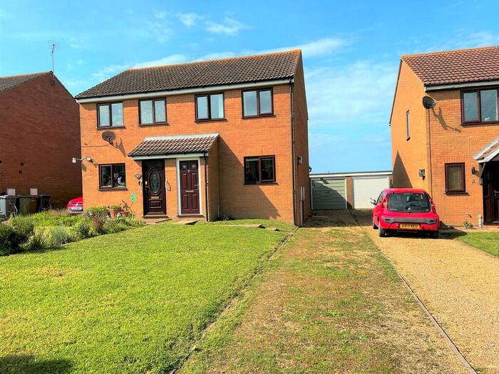 2 Bedroom Semi-Detached House For Sale In Carr Avenue, Leiston, IP16