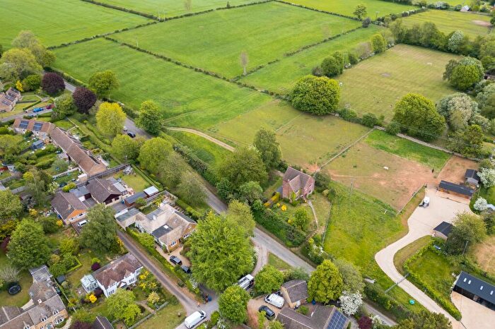 4 Bedroom Detached House For Sale In Pound Lane, Sibford Gower, OX15