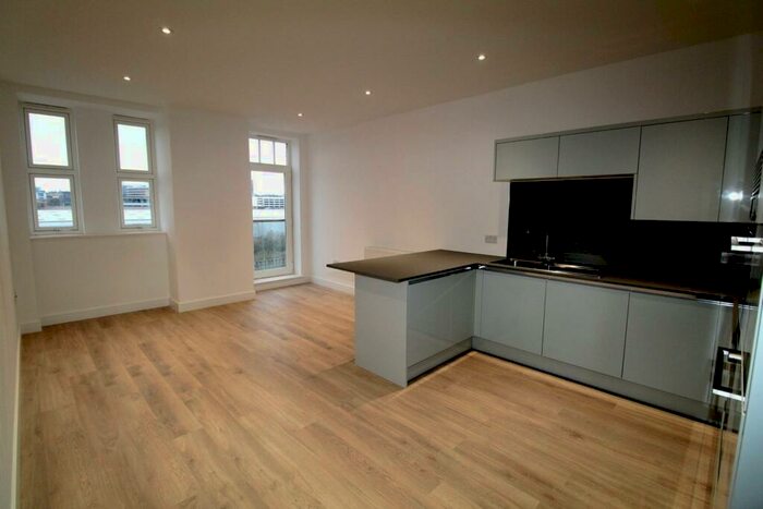 2 Bedroom Apartment To Rent In Burrell Road, Ipswich, IP2