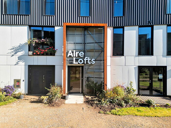 2 Bedroom Duplex To Rent In Aire Lofts, Leeds, LS9
