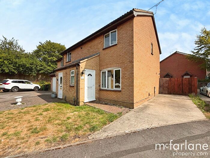 3 Bedroom Semi-detached House For Sale In Partridge Close, Swindon, SN3
