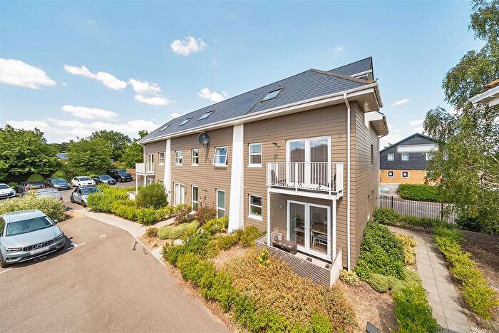 2 Bedroom Flat For Sale In Granville Way, Sherborne, DT9
