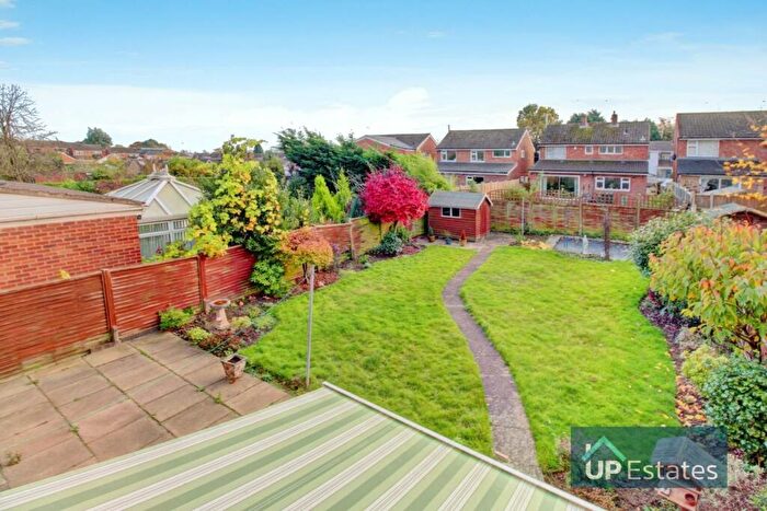 3 Bedroom Detached House For Sale In Mantilla Drive, Stivichall Grange, Coventry, CV3