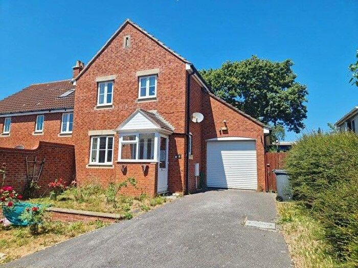 3 Bedroom Semi-Detached House For Sale In Salterton Court, Exmouth, EX8