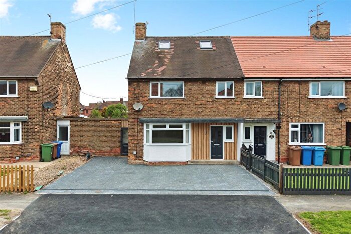 3 Bedroom End Of Terrace House For Sale In Fishemore Avenue, Hessle, HU13