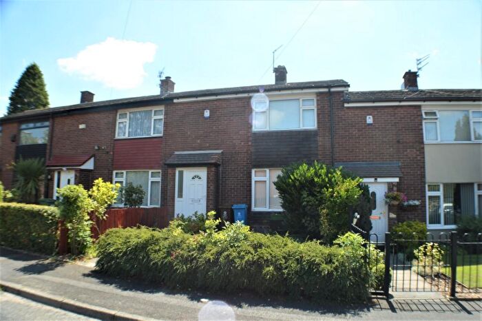 2 Bedroom Terraced House For Sale In Medway, Oldham, OL8
