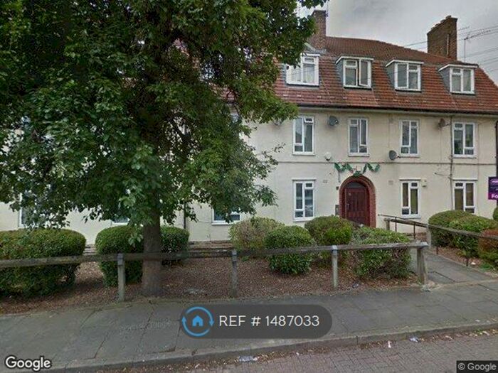 2 Bedroom Flat To Rent In London, London, W7