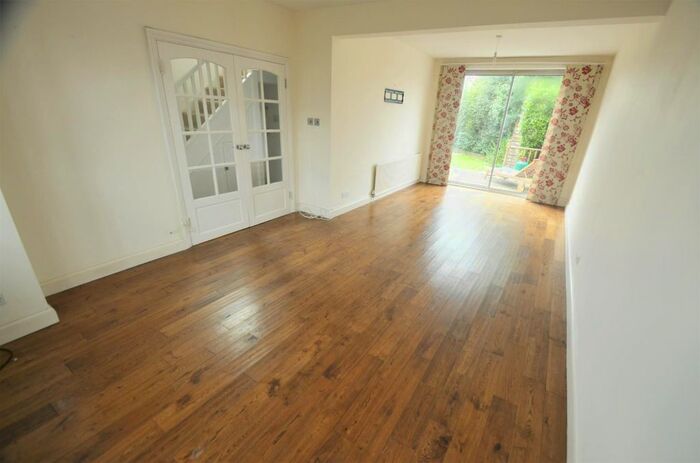 3 Bedroom Semi-Detached House To Rent In Church Close, Edgware, HA8