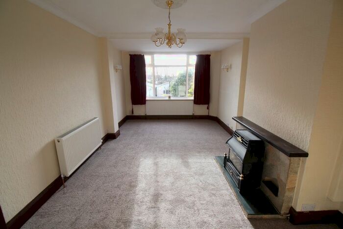 3 Bedroom Semi-Detached House To Rent In St. Chads Road, Tunstall, Stoke-On-Trent, ST6