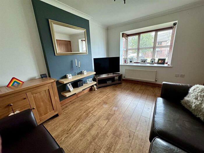 3 Bedroom Detached House For Sale In Gwel Y Llan, Llandegfan, LL59