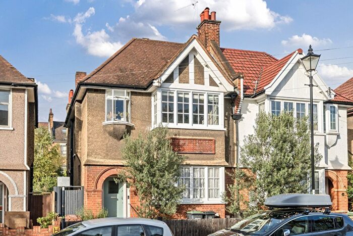 2 Bedroom Flat For Sale In Algernon Road, Ladywell, London, SE13