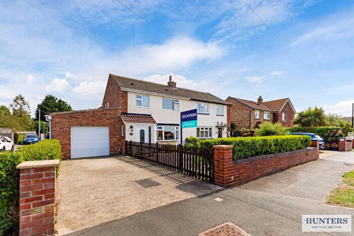 3 Bedroom Semi-Detached House For Sale In Landing Lane, Riccall, York, YO19