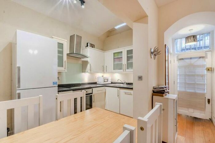 1 Bedroom Flat To Rent In Elvaston Place, South Kensington, London, SW7
