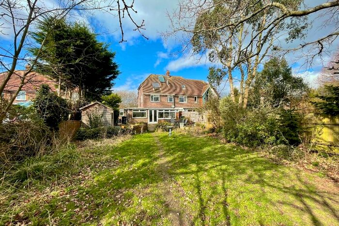 4 Bedroom Semi-Detached House For Sale In Downsway, Berwick, Polegate, BN26