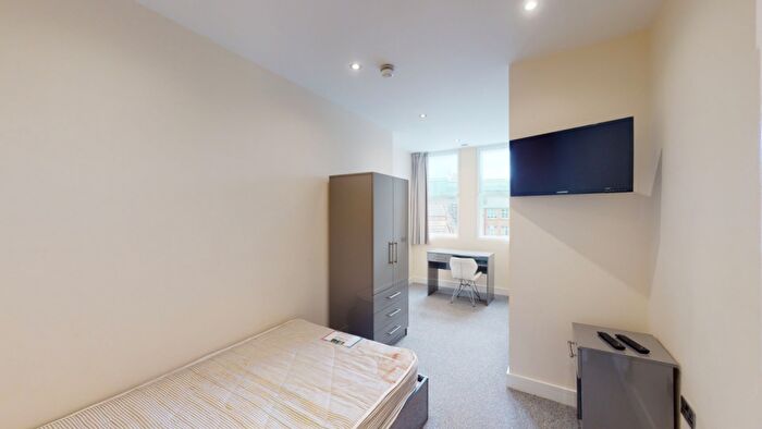 5 Bedroom Flat To Rent In Flat, Ormiston House, Pelham Street, Nottingham, NG1