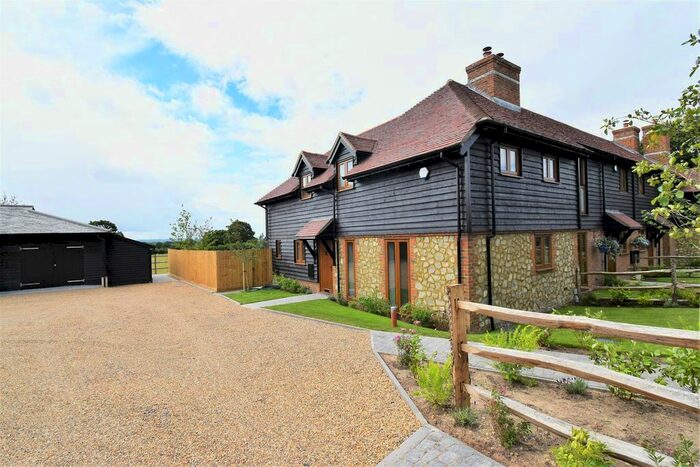 3 Bedroom End Of Terrace House For Sale In Hermitage Lane, Boughton Monchelsea, Maidstone, ME17