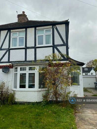 3 Bedroom Semi-Detached House To Rent In Idmiston Road, Worcester Park, KT4
