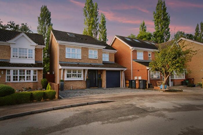 5 Bedroom House For Sale In Lawrence Avenue, St Margarets, SG12