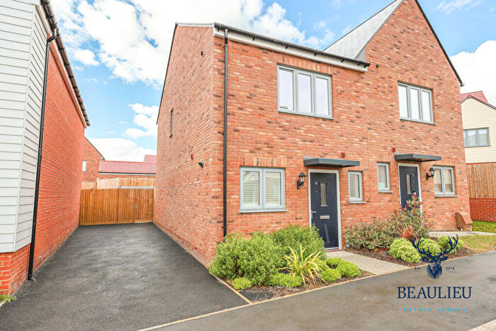 2 Bedroom Semi Detached House For Sale In William Hoggart Link, Beaulieu Park, CM1