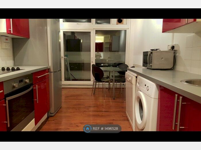 2 Bedroom Flat To Rent In Lingham Street, London, SW9