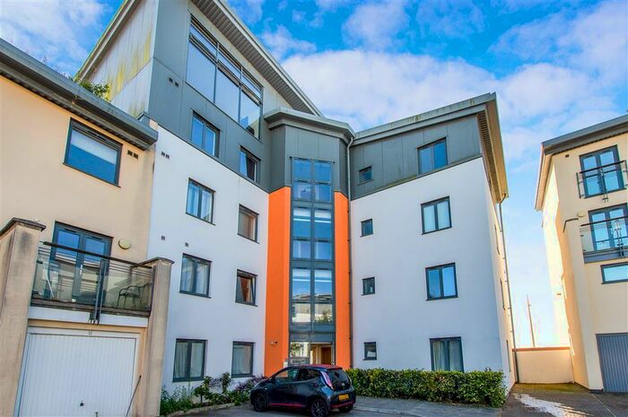 2 Bedroom Flat To Rent In St Christophers Court, Maritime Quarter, Swansea, SA1