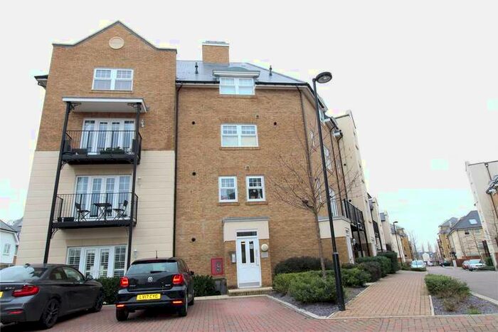 1 Bedroom Apartment To Rent In Strand House, 16 Wells View Drive, Bromley, BR2