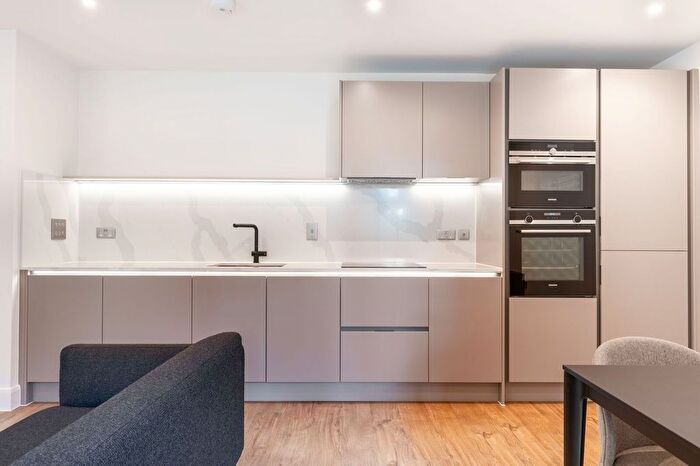 Studio To Rent In Uncle Colindale, Colindale, London, NW9