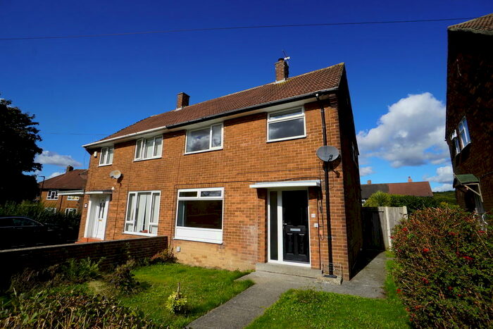 3 Bedroom Semi-Detached House To Rent In Latchmere Drive, West Park, Leeds, LS16